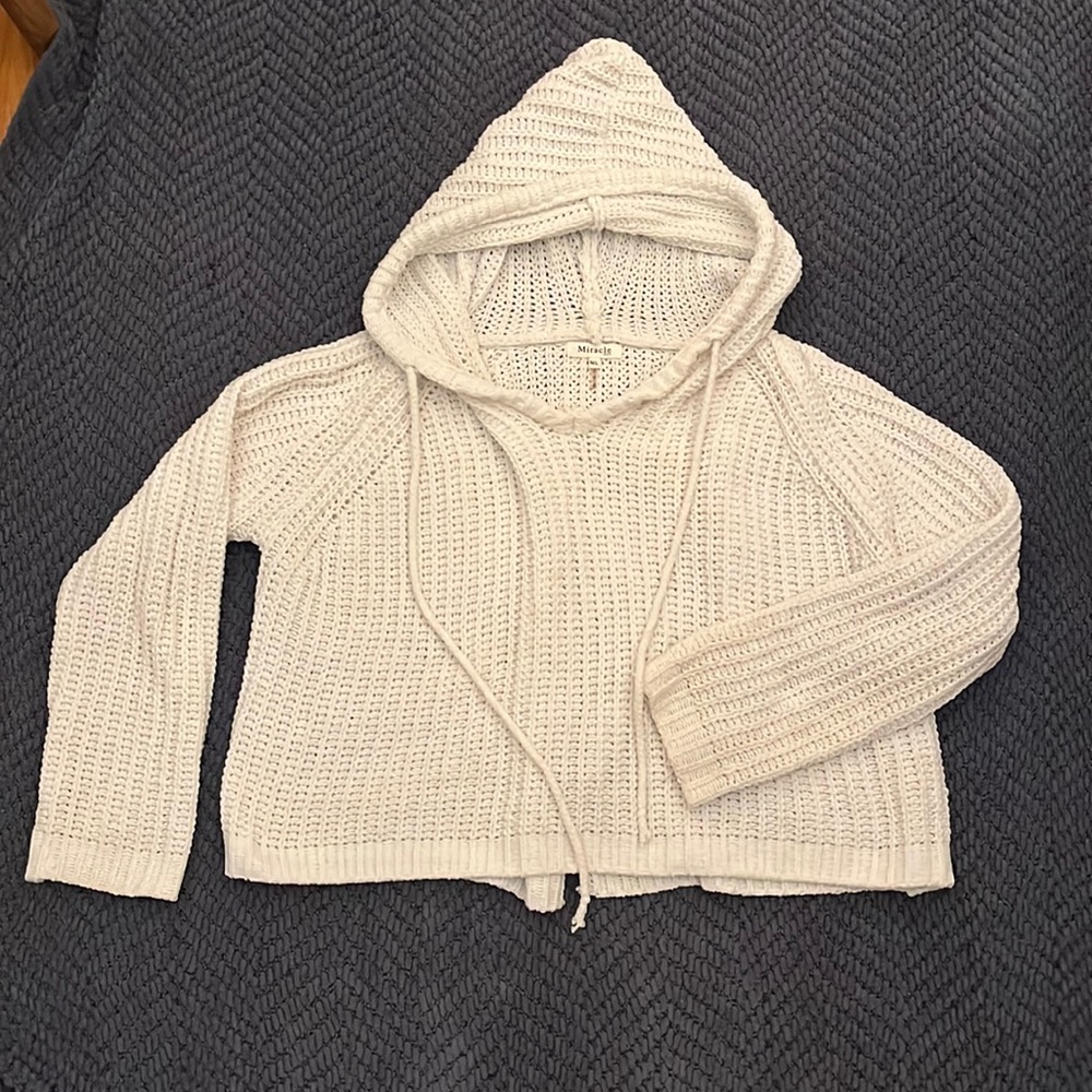 White cropped sweater sweatshirt